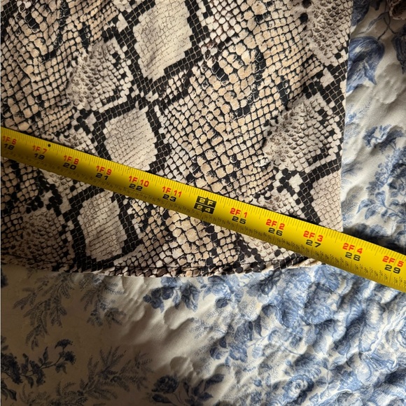 Boutique v neck long sleeve blouse size xl - Picture 8 of 9